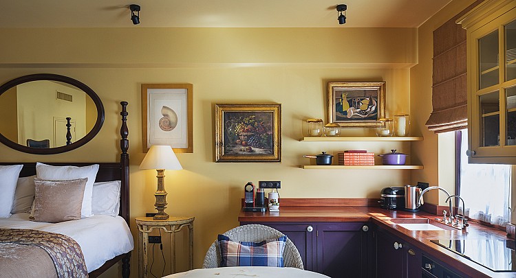 Room Photo