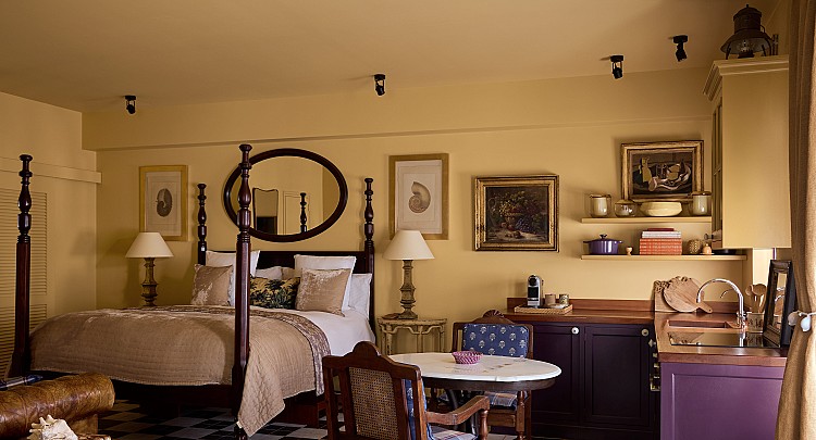 Room Photo